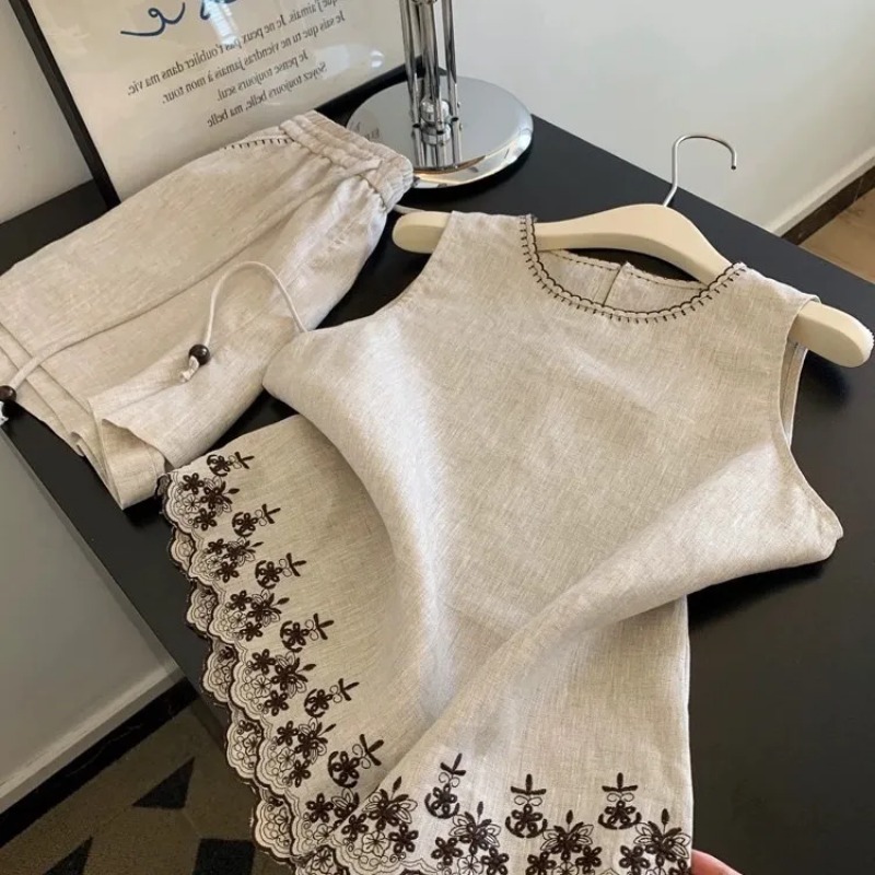 Simple Old Money Style Cotton  - Embroidery Uniform review and price